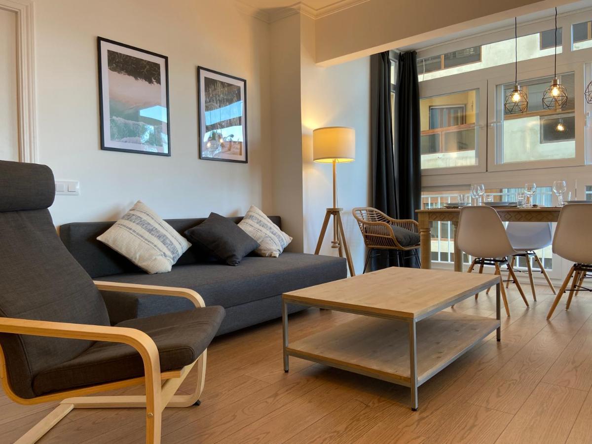 Malagueta Beach Front Mediterranean Apartment Μάλαγα Εξωτερικό φωτογραφία