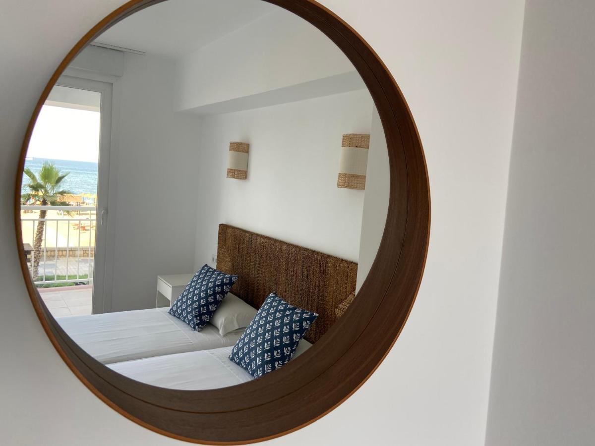 Malagueta Beach Front Mediterranean Apartment Μάλαγα Εξωτερικό φωτογραφία