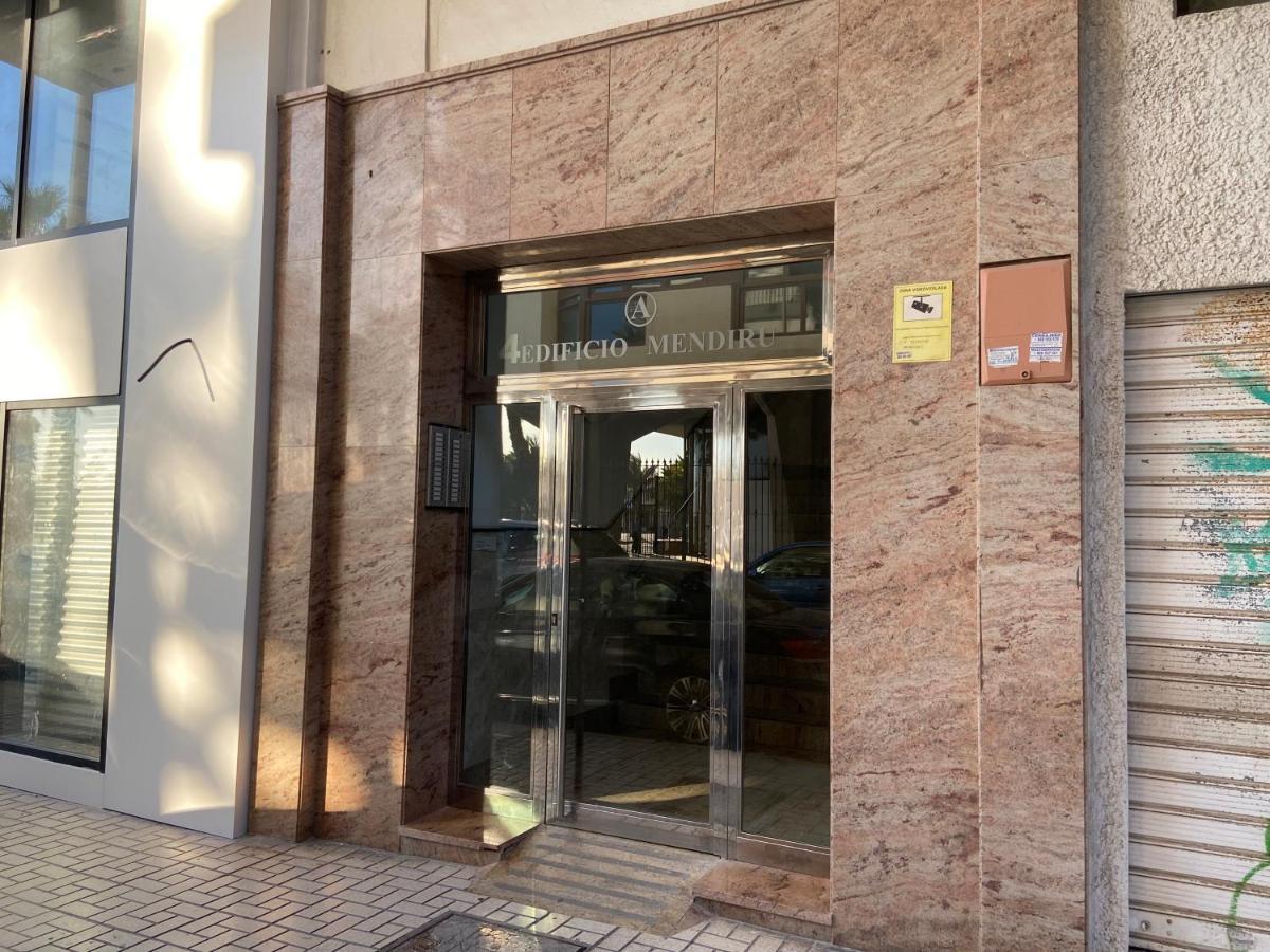 Malagueta Beach Front Mediterranean Apartment Μάλαγα Εξωτερικό φωτογραφία
